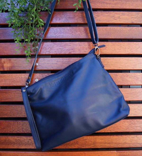 Sumbawa Clutch Shoulder bag
